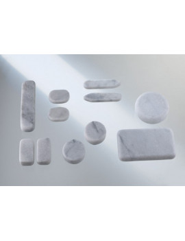 Set de 11 pierres froides en marbre blanc poli